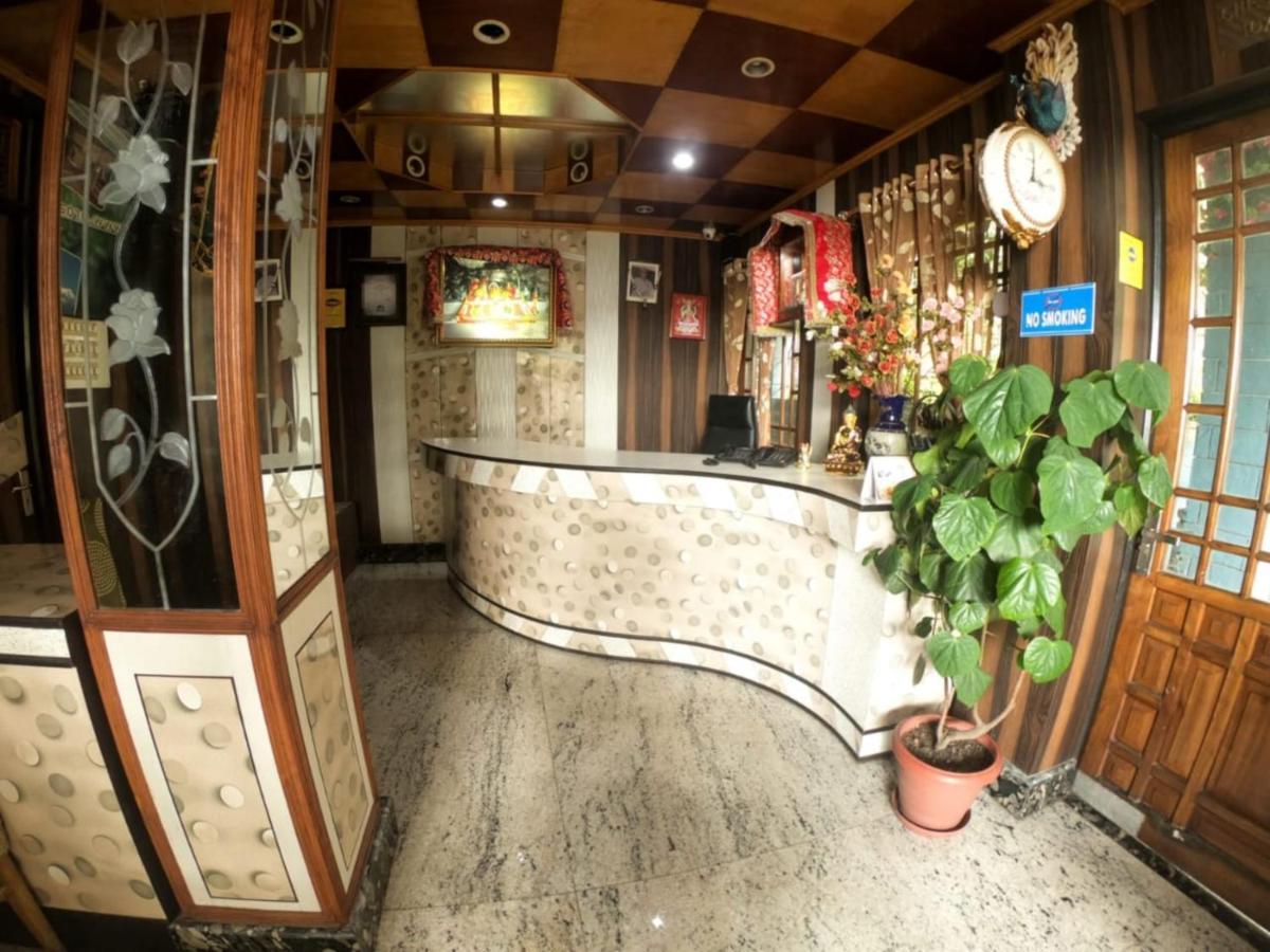 Grg Broadway Mall Road Darjeeling By Royal Collection Hotel Exterior foto